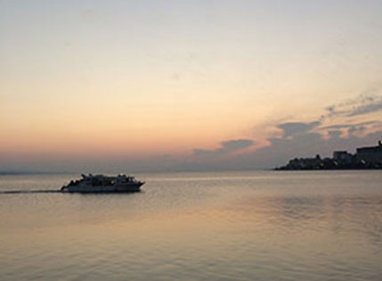 画像：宍道湖の夕陽とサンセットクルーズ